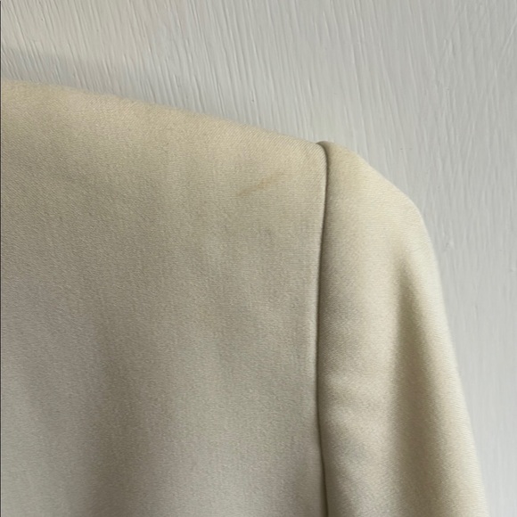 Calvin Klein Women's Cream Blazer - Picture 6 of 10
